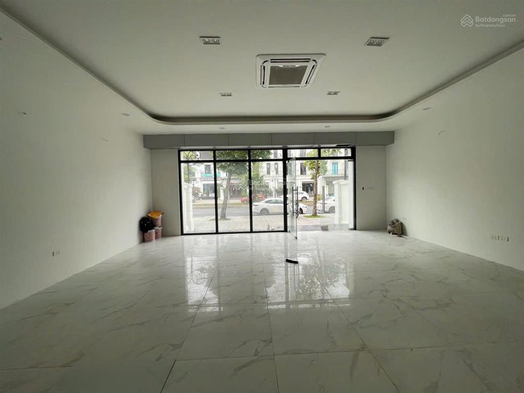 17tr/tháng shophouse 5 tầng sao biển 23 đường 40m hoàn thiện cơ bản vinhomes ocean park 1 gia lâm