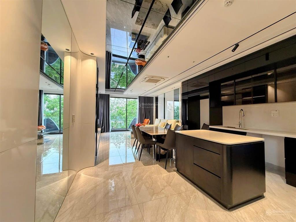 Bán nhà 7 tầng view toàn cảnh hồ linh đàm 61m2  nội thất 5 sao  2 ô tô tránh giá 29.5 tỷ