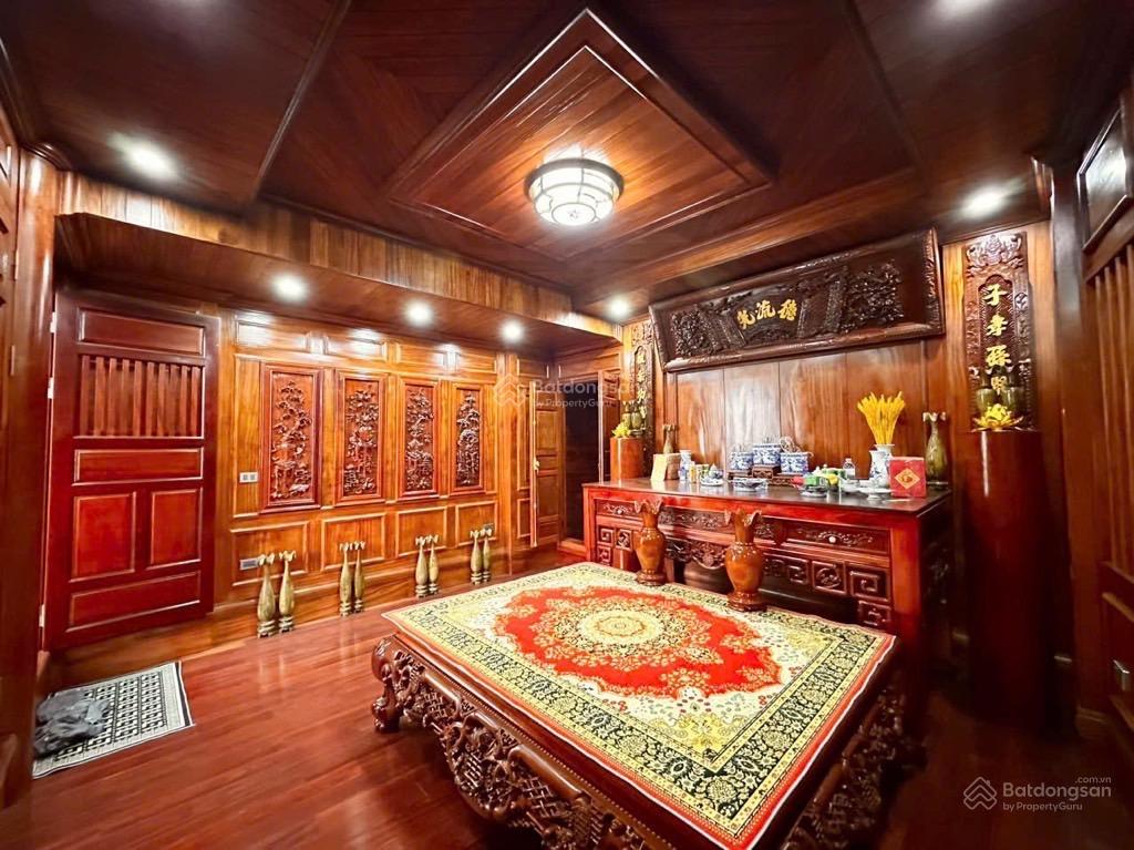 Tòa văn phòng mặt phố  nguyễn ngọc vũ 8t thang máy, 72m², mt 5.6m. kinh doanh đỉnh. giá 45 tỷ.