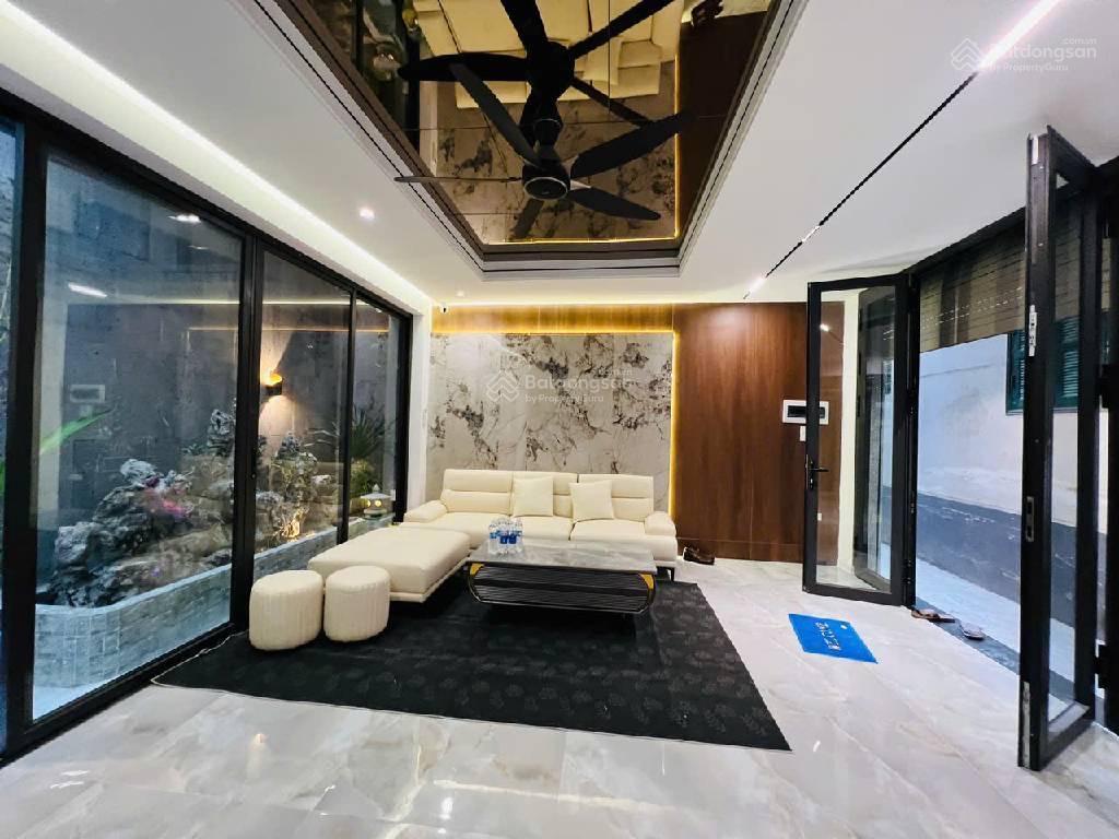 Khương đình  ngã tư sở, 7 tầng thang máy  lô góc  kinh doanh  ô tô. 50m2 x mt4,5m. giá 16,8 tỷ