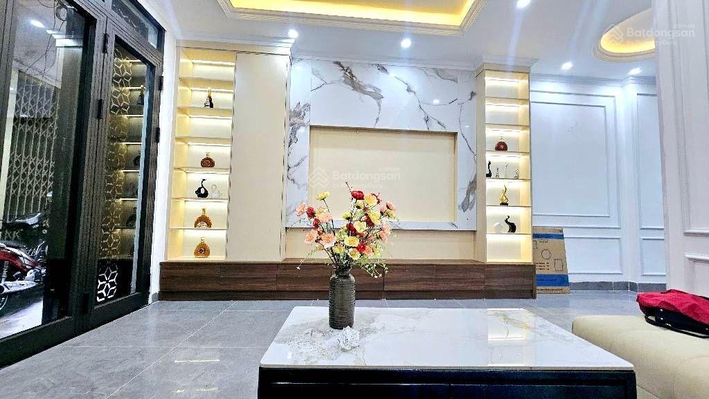 Vương thừa vũ, 4 tầng  phân lô  ô tô  giáp phố. 48m2. giá 17,2 tỷ.