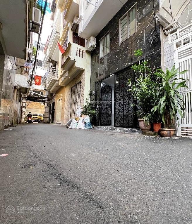 Khương trung, ngã tư sở. ngõ thông ô tô, kinh doanh, cách phố 15m, 5 tầng x mt 3.5m. giá 11,9 tỷ.