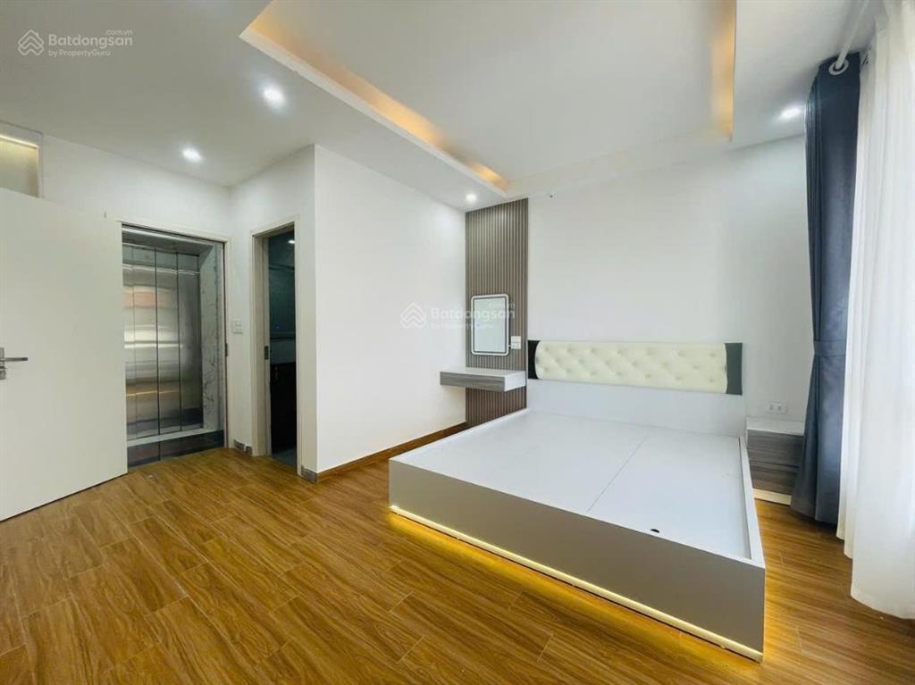 Khương trung, ngã tư sở. ngõ thông ô tô, kinh doanh, cách phố 15m, 5 tầng x mt 3.5m. giá 11,9 tỷ.