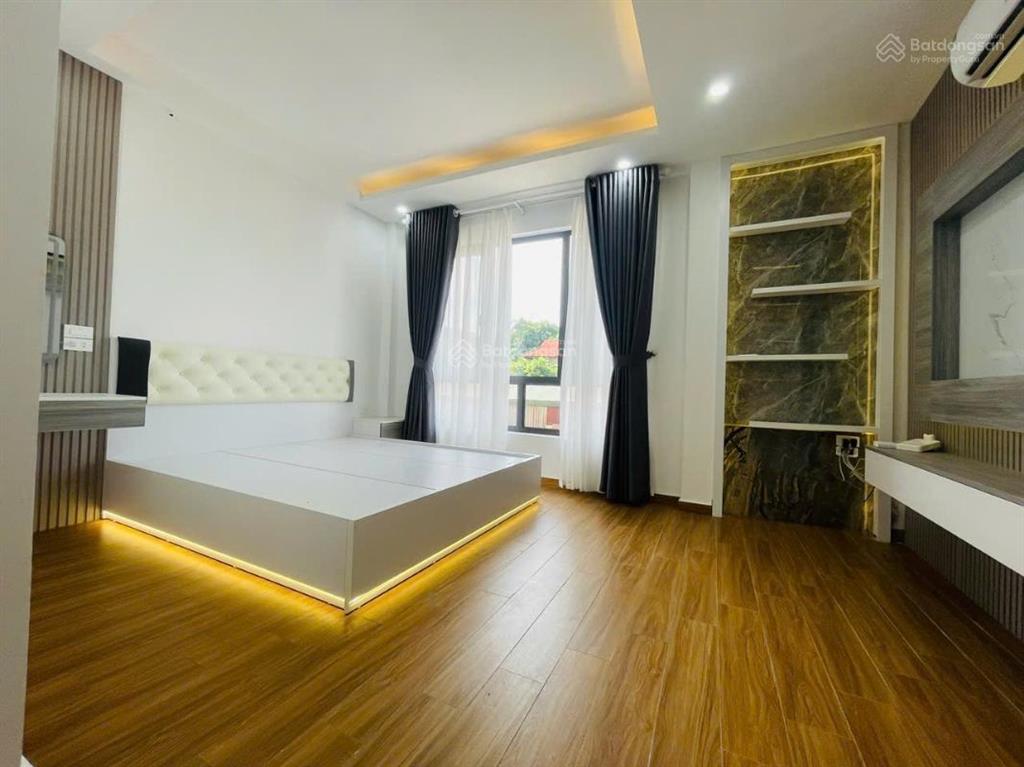 Khương trung, ngã tư sở. ngõ thông ô tô, kinh doanh, cách phố 15m, 5 tầng x mt 3.5m. giá 11,9 tỷ.