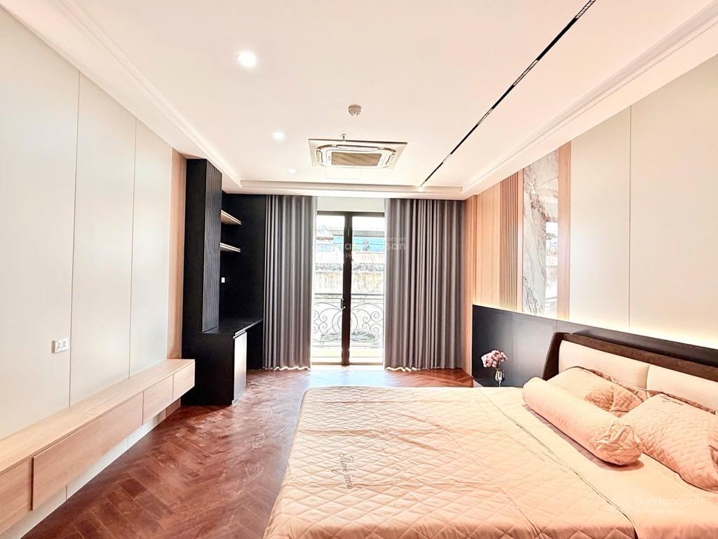 Nguyễn ngọc nại  phân lô, 6 tầng, thang máy, 36m² x mt 4,8m. ô tô. giá 16 tỷ.