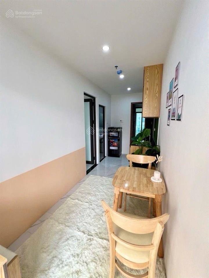 Toà nhà dòng tiền, quân nhân  nhân hoà. 6 tầng thang máy, 24 căn 1 khách, 1 ngủ. 126m2 x mt 8m.