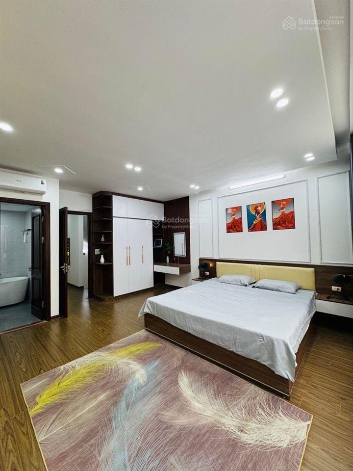 Vương thừa vũ  thanh xuân. 7 tầng thang máy, phân lô, ô tô, kinh doanh, ngõ thông 50m2xmt 5,1m.