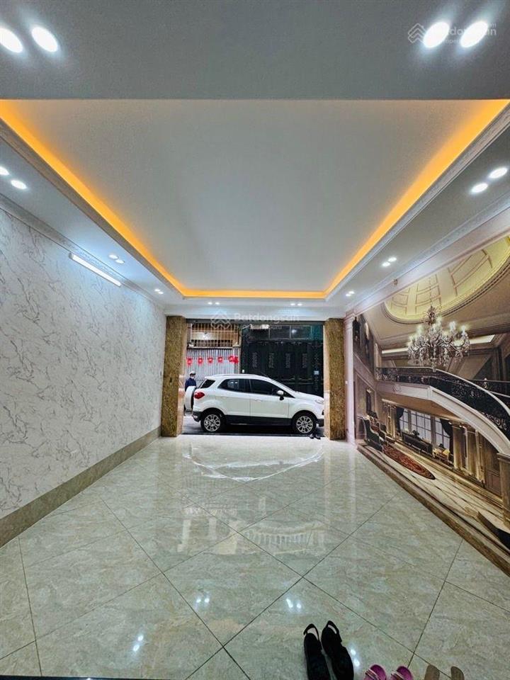 Vương thừa vũ  thanh xuân. 7 tầng thang máy, phân lô, ô tô, kinh doanh, ngõ thông 50m2xmt 5,1m.