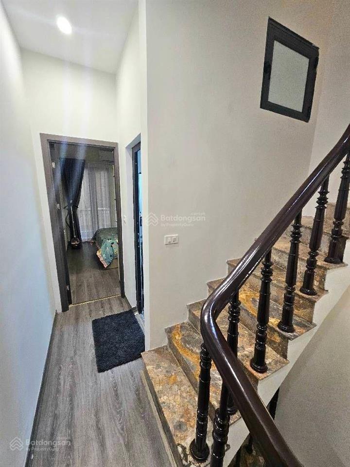 Hoàng văn thái, phân lô, ô tô, ngõ thông, kinh doanh, 4 tầng 40m2, nhà dân đẹp. giá 15,2 tỷ.