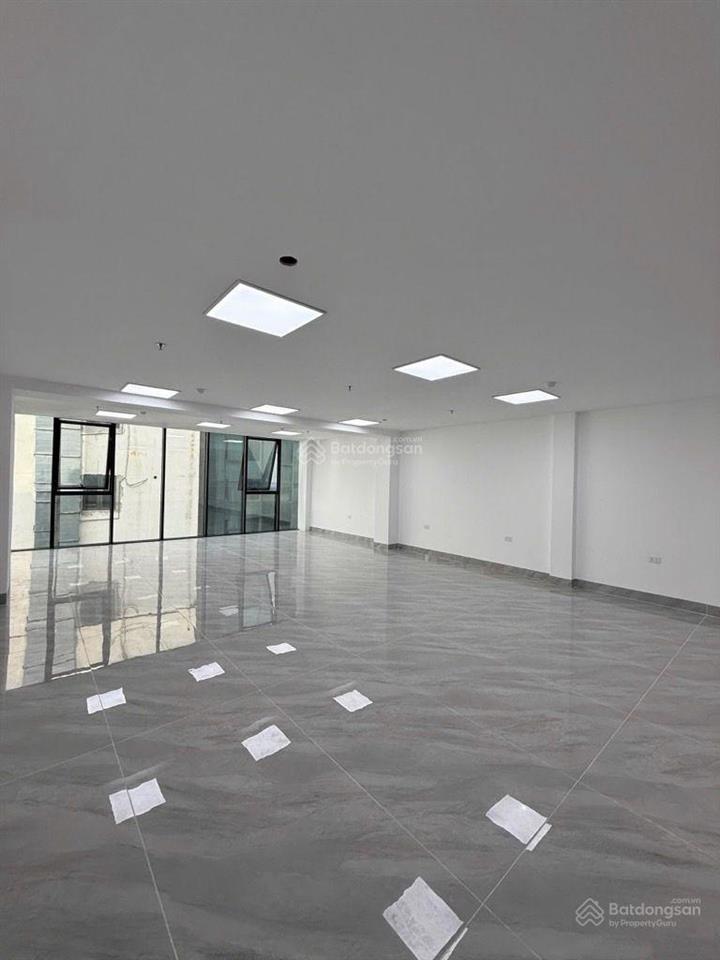 Bán tòa nhà văn phòng mặt phố hoàng ngân 9 tầng 1 hầm  mt 7.9m  thiết kế hiện đại  giá 72 tỷ