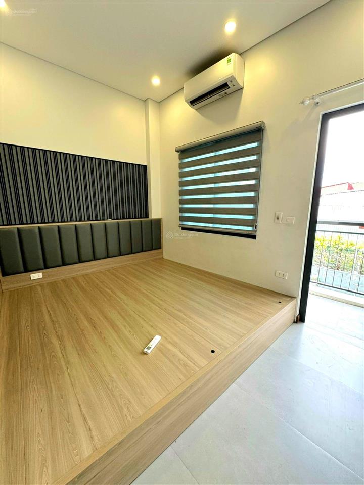 Phòng đẹp ngã tư sở  72 nguyễn trãi  royal, sát ga láng, full nội thất, máy giặt riêng, vân tay.
