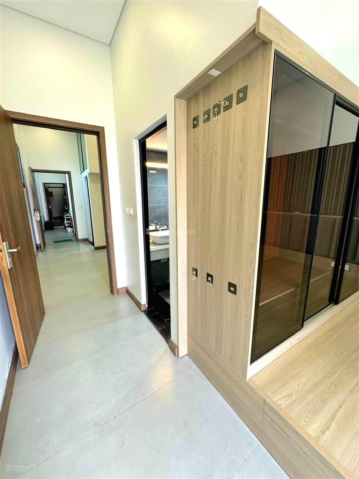 Phòng đẹp ngã tư sở  72 nguyễn trãi  royal, sát ga láng, full nội thất, máy giặt riêng, vân tay.