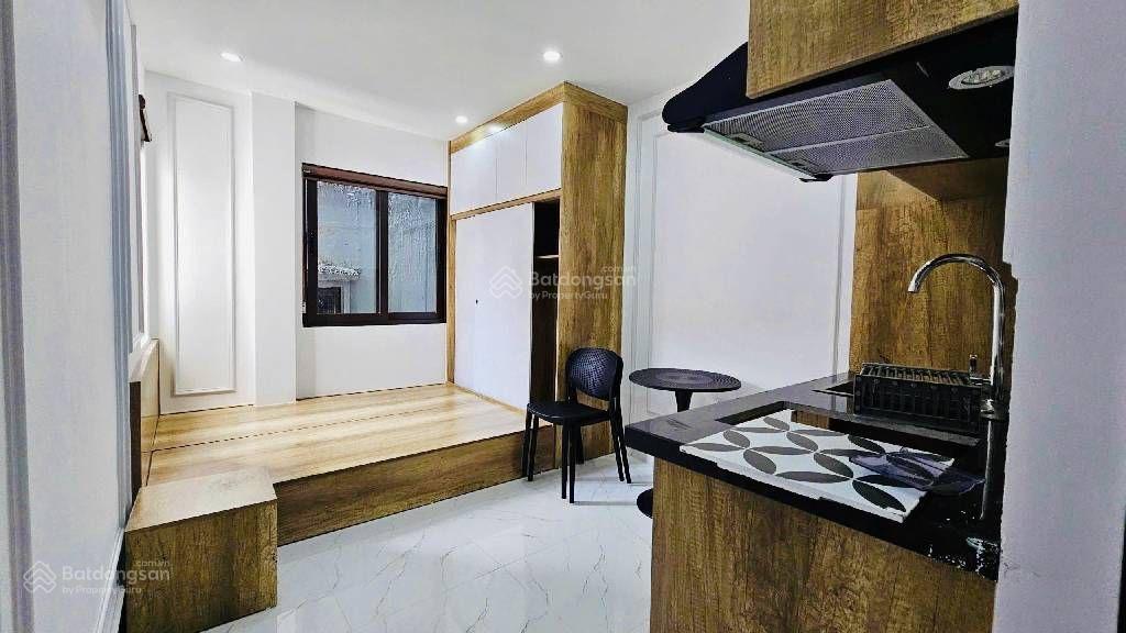 Tòa dòng tiền chùa bộc  đống đa, 7 tầng thang máy 24 phòng. 90m2, dòng tiền khủng. giá 29,5 tỷ