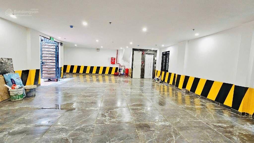 Tòa dòng tiền chùa bộc  đống đa, 7 tầng thang máy 24 phòng. 90m2, dòng tiền khủng. giá 29,5 tỷ