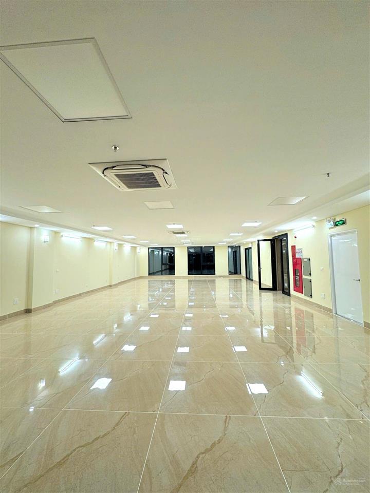 Bán tòa văn phòng hạng a hoàng ngân  cầu giấy 214m², 9 tầng, mặt tiền 12m, vị trí vàng đỉnh cao.