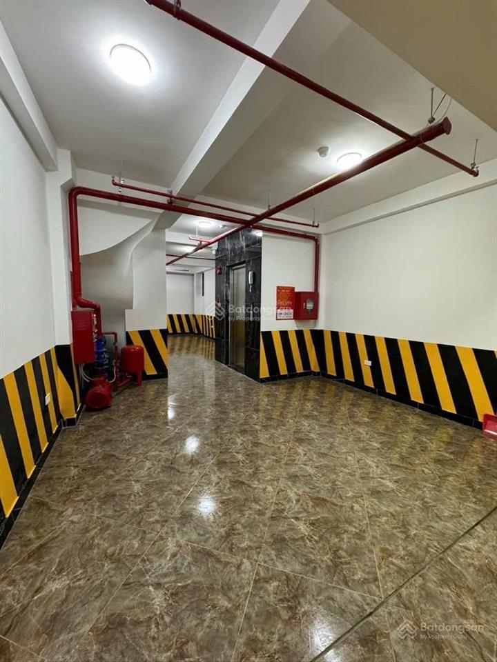 Ccmn dòng tiền  khương thượng  8 tầng thang máy, 13 phòng, dt 50m² x mặt tiền 4,5m giá 14,9 tỷ.