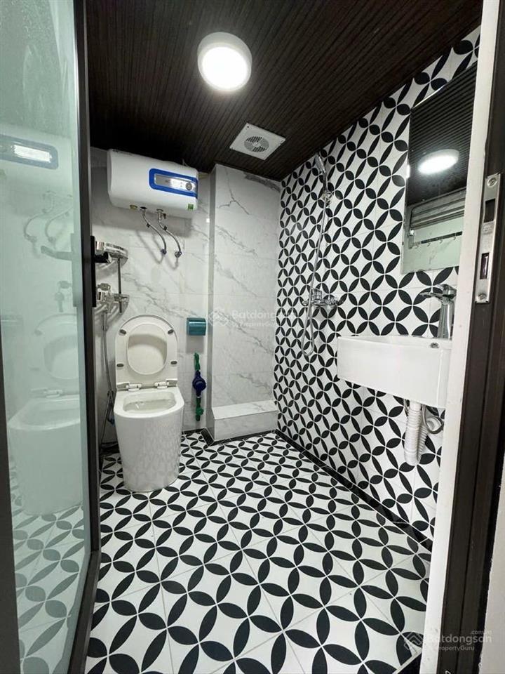Ccmn dòng tiền  khương thượng  8 tầng thang máy, 13 phòng, dt 50m² x mặt tiền 4,5m giá 14,9 tỷ.