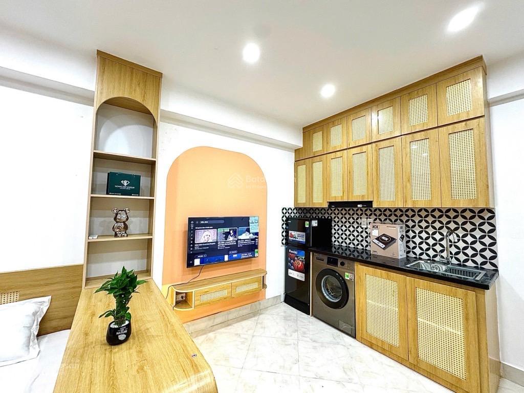 Toà ccmn dòng tiền  ngã tư sở  7 tầng thang máy, 145m2, 28 phòng, mặt tiền 4,5m. giá 41,5 tỷ.