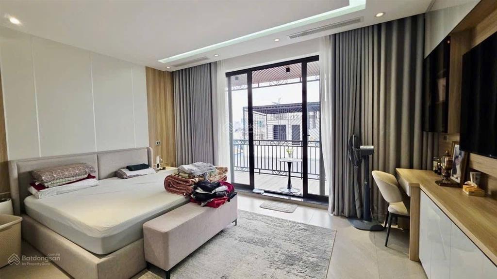 Chính chủ bán toà ccmn, 3 oto để trong nhà, nhà 9 tầng, pccc chuẩn , giá 28 tỷ. 0971 471 ***