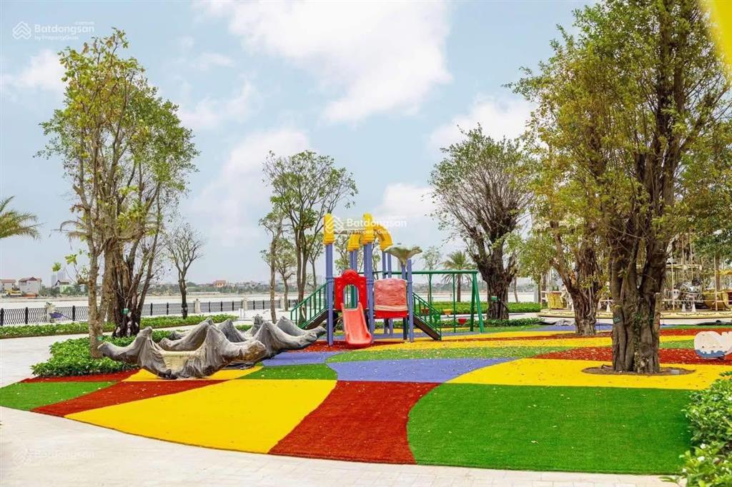 Khách cần bán cắt lỗ 1,2 tỷ căn liền kề vị trí đẹp gần công viên. phân khu cát tường