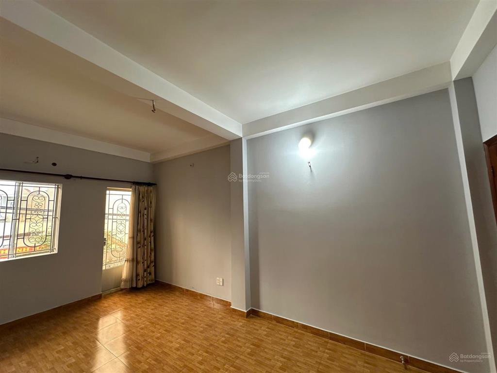 Chính chủ cho thuê nhà mặt phố phạm văn bạch, 14 triệu, 49 m2, 4pn, 3wc, q. tân bình, hcm