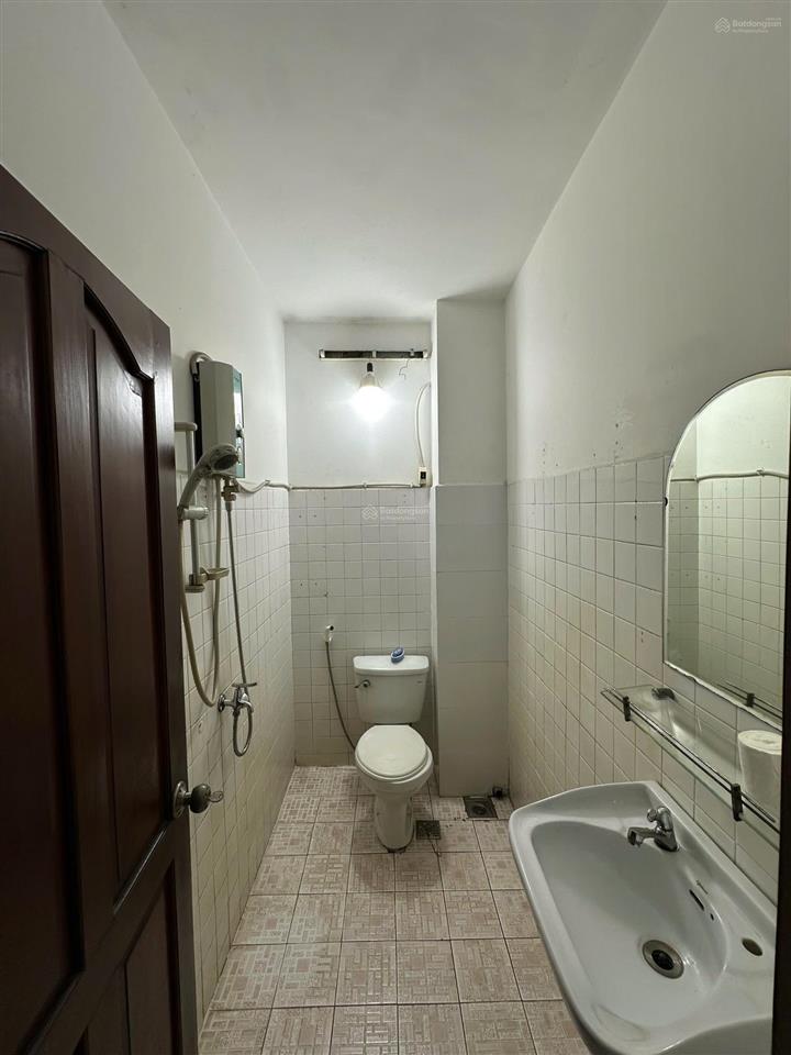 Chính chủ cho thuê nhà mặt phố phạm văn bạch, 14 triệu, 49 m2, 4pn, 3wc, q. tân bình, hcm