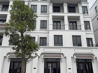 Bán nhanh căn 63m phân khu thời đại vị trí sát khu thương mại giá 19,8 tỷ.