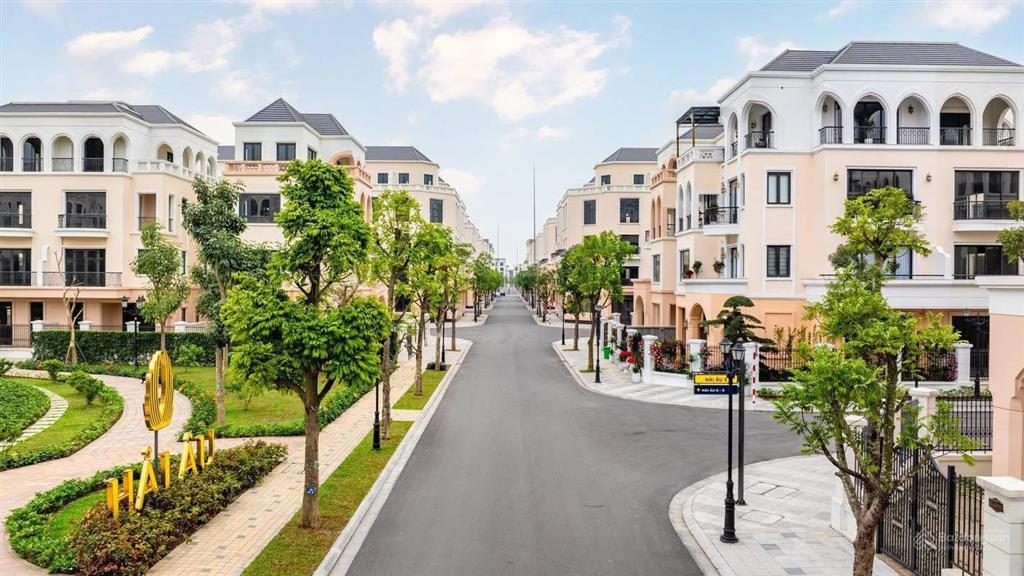 Bán nhanh duy nhất căn liền kề hải âu 75m sát cụm chung cư. giá bán 10,5 tỷ