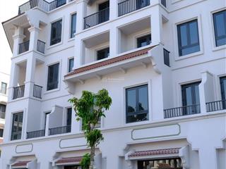 Gấp! cần bán nhanh căn nhật nguyệt 62,5m hướng đông nam giá 19,5 tỷ.  0966 962 ***