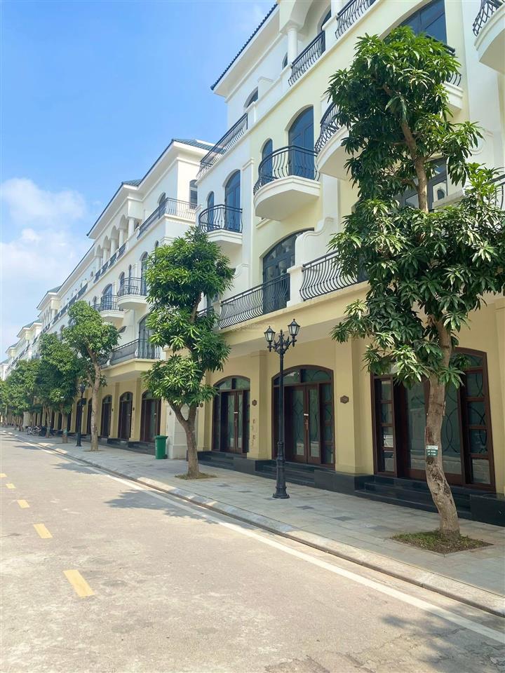 Bán xẻ khe nhà vườn 98m2 giá 10 tỷ sát công viên, mặt tiền 7m