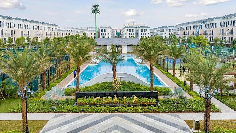 Bán gấp chà là 63m hướng đông nam giá 7,2 tỷ ngay sát công viên, bể bơi.