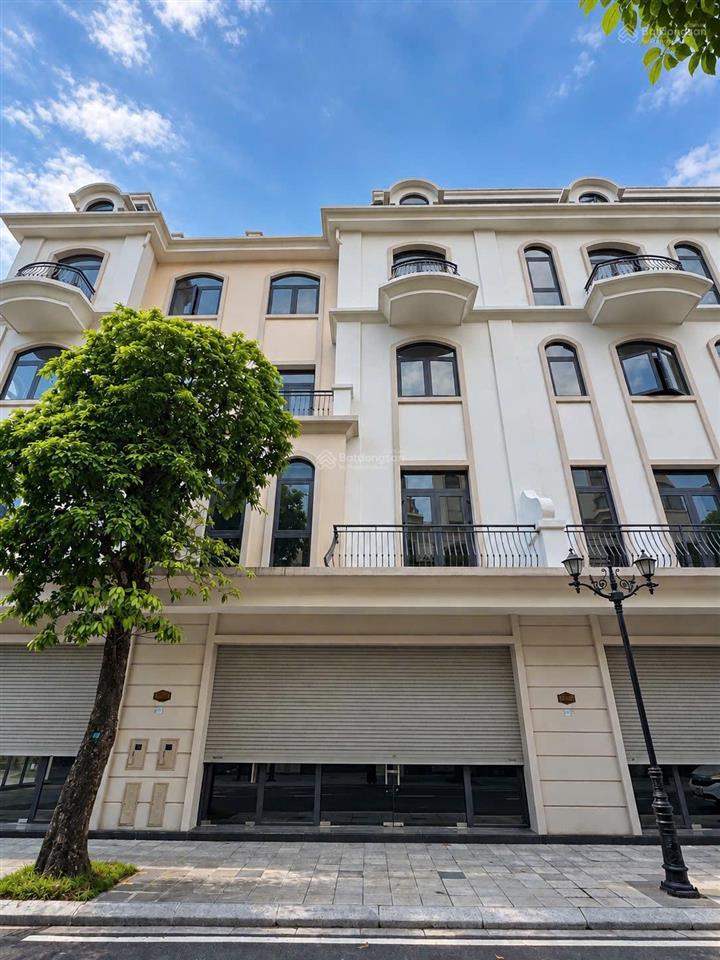Bán gấp liền kề kinh đô 84m, gần vincom, giá 11 tỷ. mặt tiền 7m.