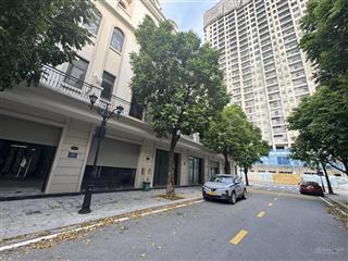 Bán gấp shophouse sao biển 67,5m giá 8,4 tỷ ngay cạnh chung cư, sát vincom