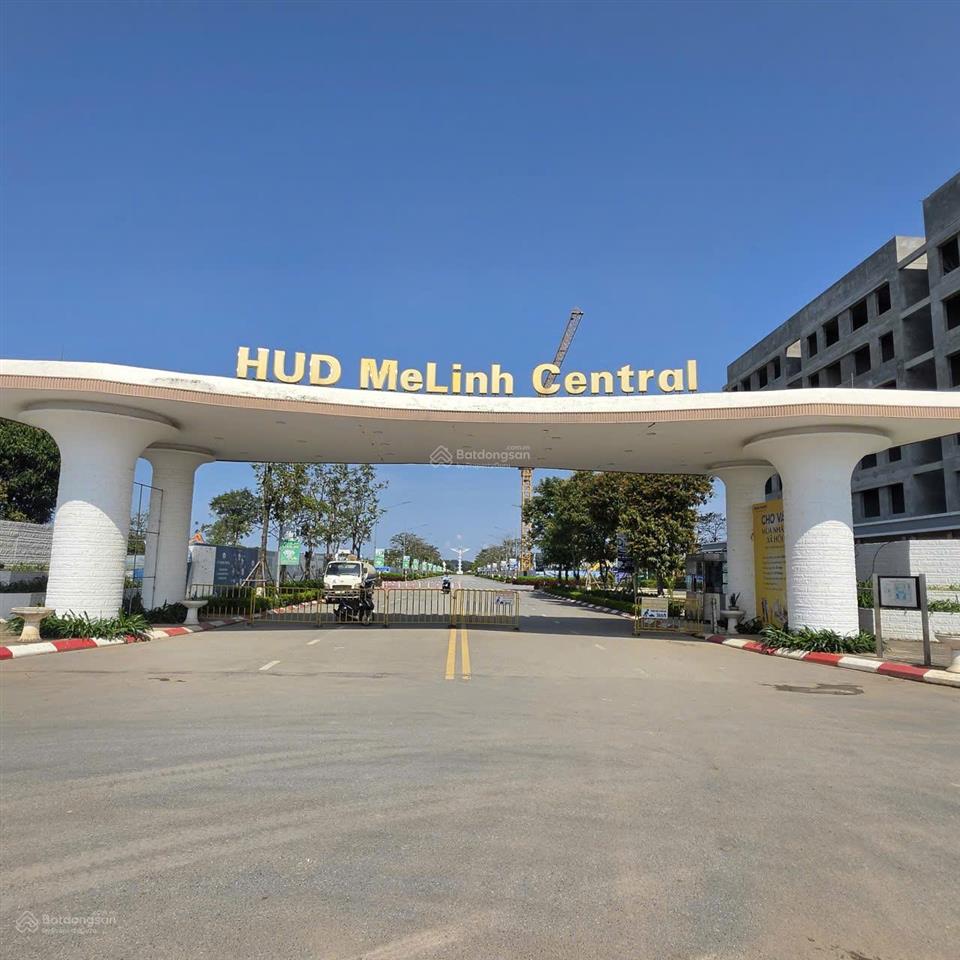 Bán căn bt đơn lập suất ngoại giao hud mê linh trục chính 24m vip ở dự án, đối diện sungroup