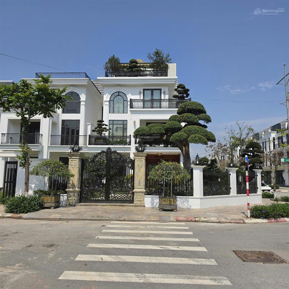 Bán căn biệt thự song lập rẻ hơn thị trường 15%, gần sun group 205ha, cạnh công viên 25ha