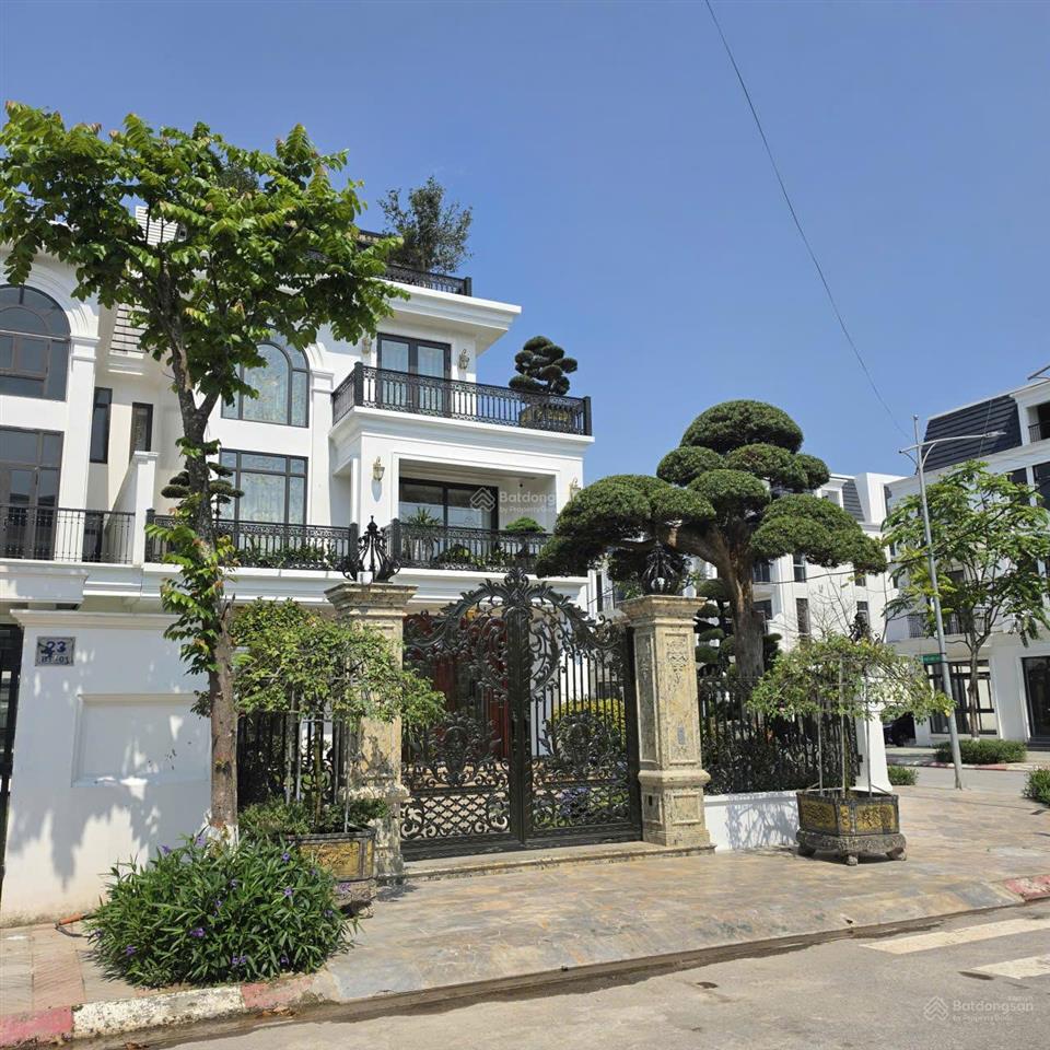 Bán căn biệt thự song lập rẻ hơn thị trường 15%, gần sun group 205ha, cạnh công viên 25ha