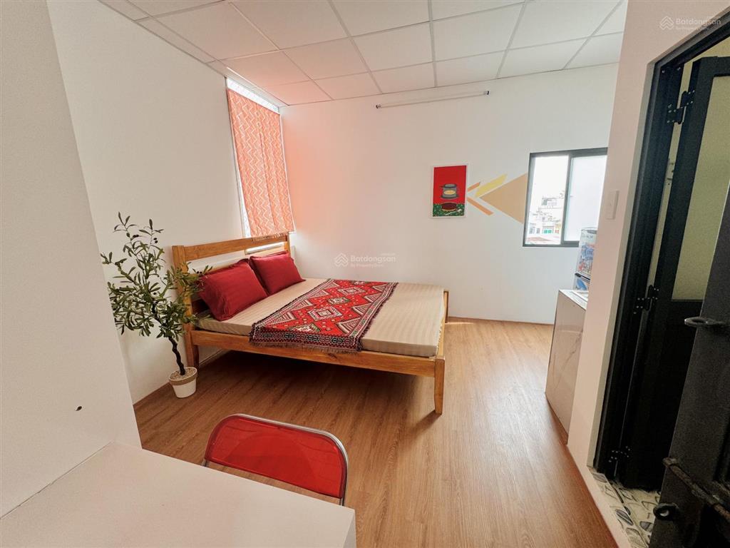 Phòng rộng 2 cửa sổ, view đẹp siêu thoáng, gần chợ, chỉ 3.7tr