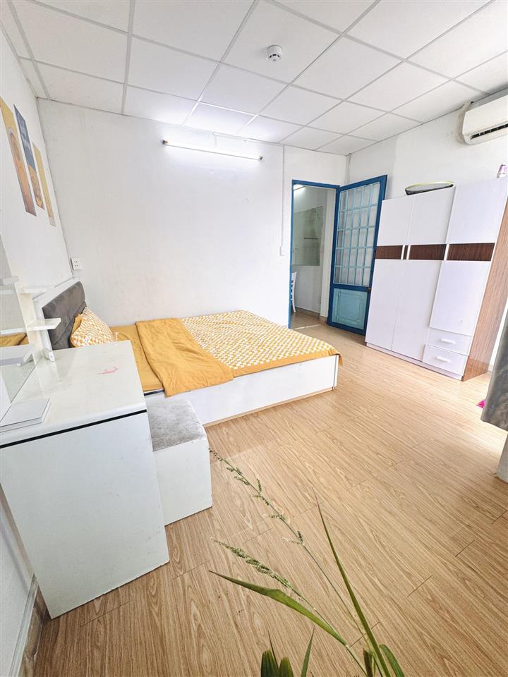 Studio ban công, tách bếp  khu văn minh  gần cv làng hoa, emart  5.2 triệu