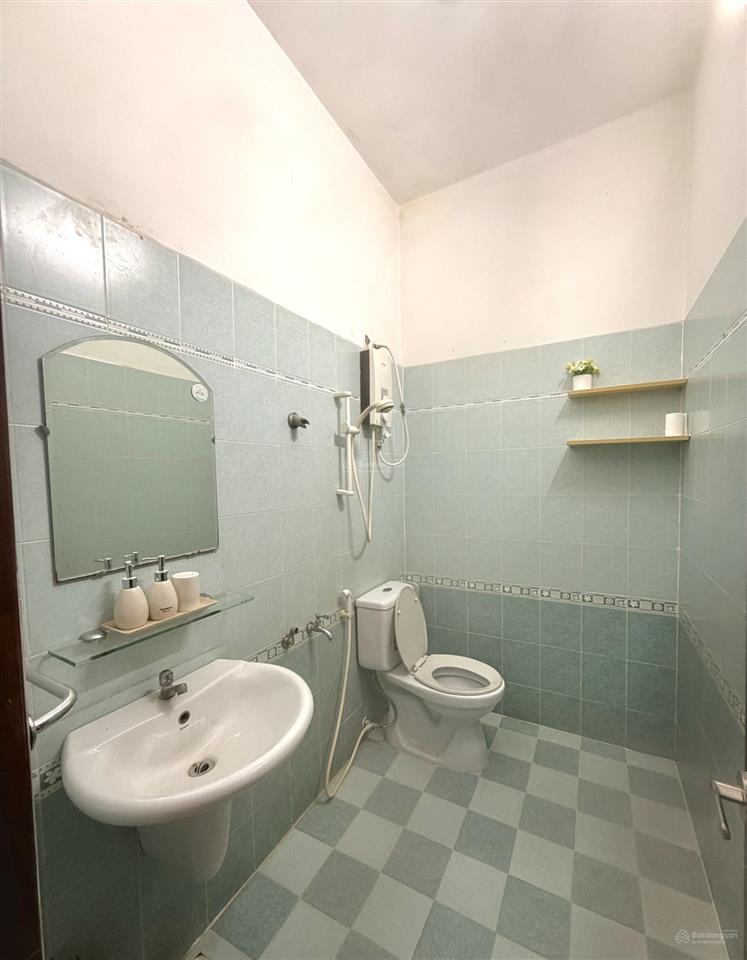 Phòng cửa sổ trời  nội khu sân bay tân bình  full nội thất  chỉ 5,3 triệu/th