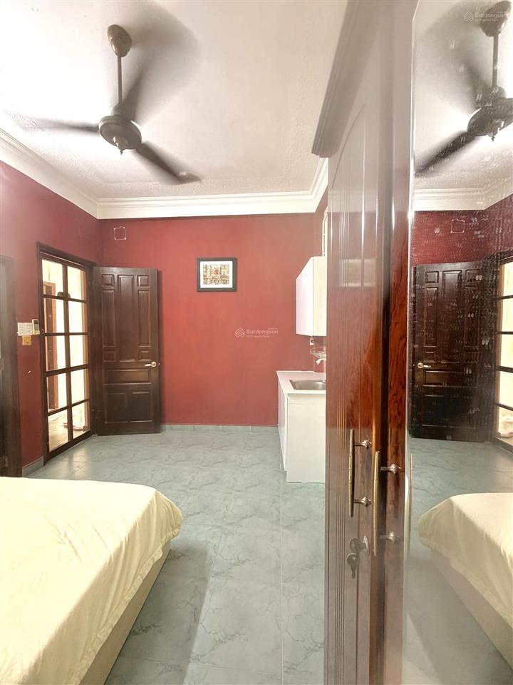 Phòng cửa sổ trời  nội khu sân bay tân bình  full nội thất  chỉ 5,3 triệu/th