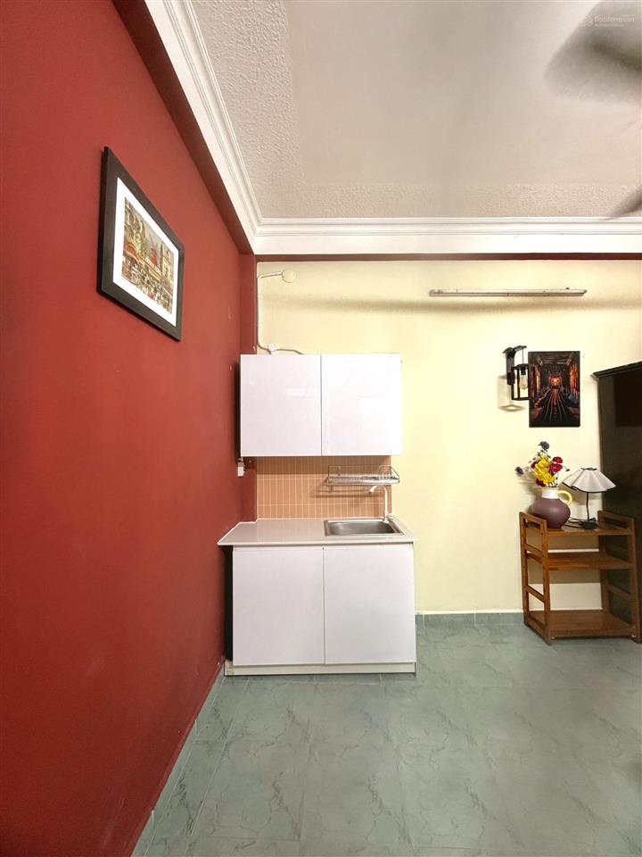 Phòng cửa sổ trời  nội khu sân bay tân bình  full nội thất  chỉ 5,3 triệu/th