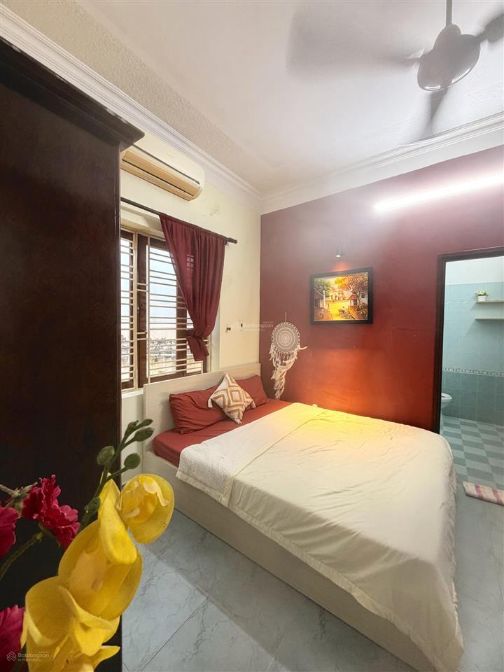Phòng cửa sổ trời  nội khu sân bay tân bình  full nội thất  chỉ 5,3 triệu/th