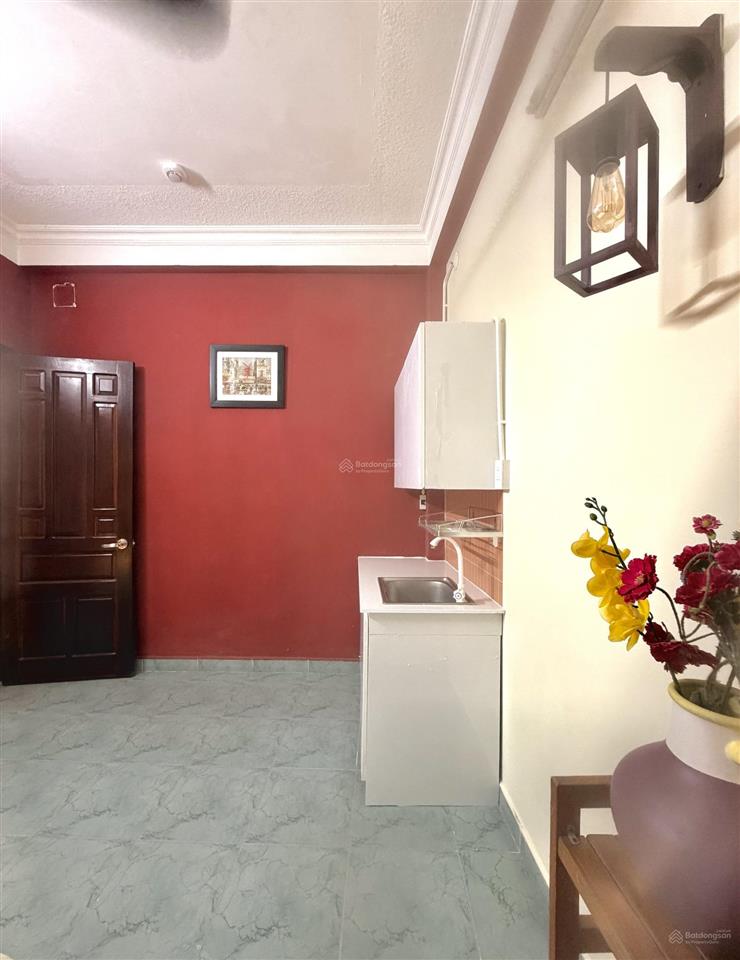 Phòng cửa sổ trời  nội khu sân bay tân bình  full nội thất  chỉ 5,3 triệu/th