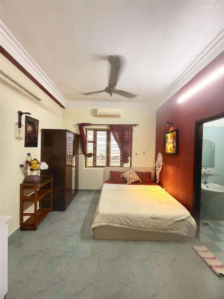 Phòng cửa sổ trời  nội khu sân bay tân bình  full nội thất  chỉ 5,3 triệu/th