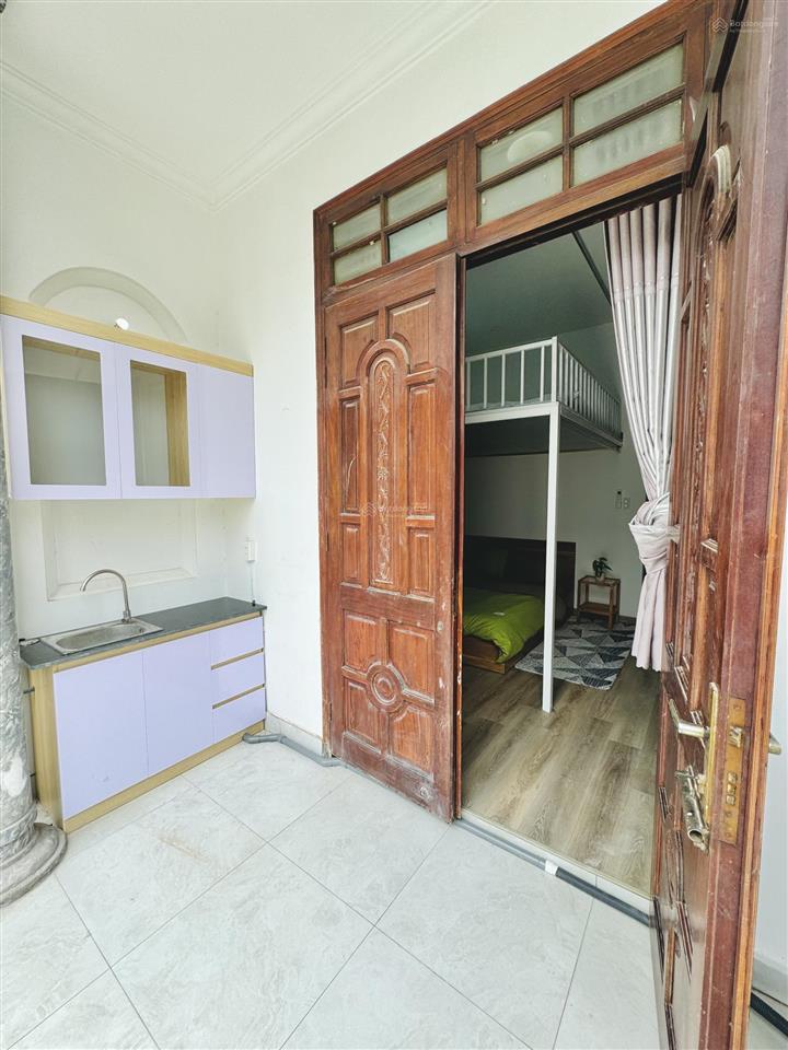 Phòng studio ban công siêu rộng  cho nuôi mèo  tách bếp  chỉ 6,x triệu  gò vấp