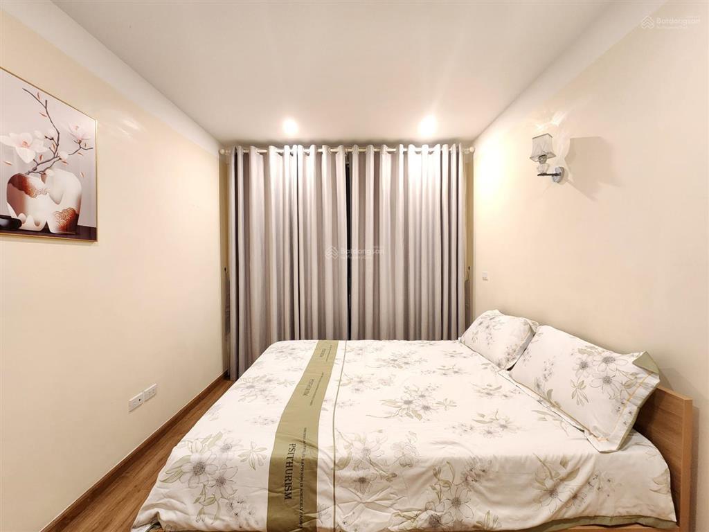 Cho thuê căn hộ ct8  the emerald 4 ngủ full nội thất cao cấp