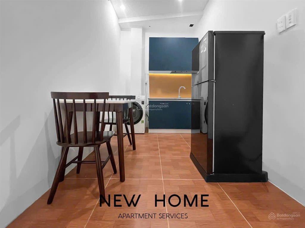 Cho thuê căn hộ 2 phòng ngủ giá rẻ ngay trung tâm phú nhuận