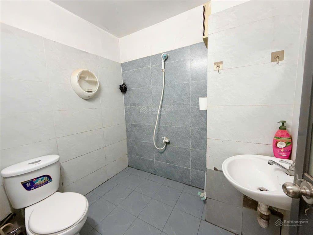 Cho thuê nhà trọ 1pn, 1vs tại 41 trần quốc hoàn, tân bình, 8 triệu, 35m2 hot!