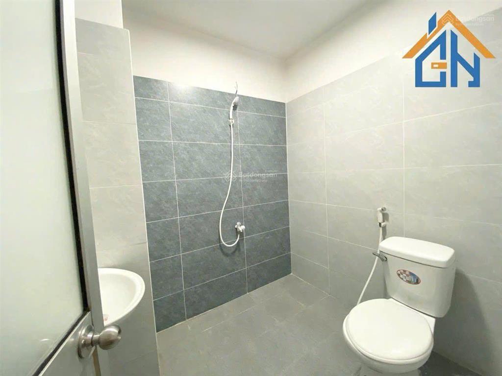 Cho thuê nhà trọ 41 trần quốc hoàn, 7,5 triệu, 28m2, view đẹp, giá siêu hời