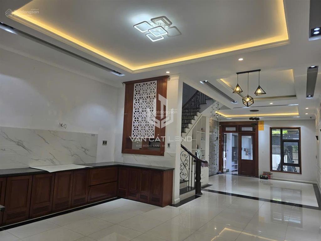 Bán toàn bộ khu nhà đất 502m2/600m2 nhà 1 trệt 2 lầu + dãy phòng trọ + homestay 10,5 tỷ